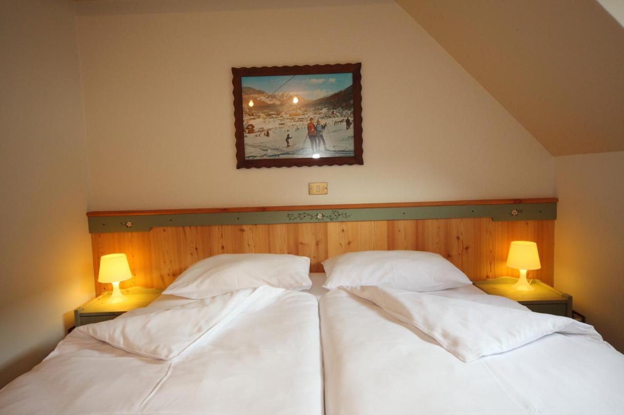 Kronau Chalet Resort Kranjska Gora Kültér fotó